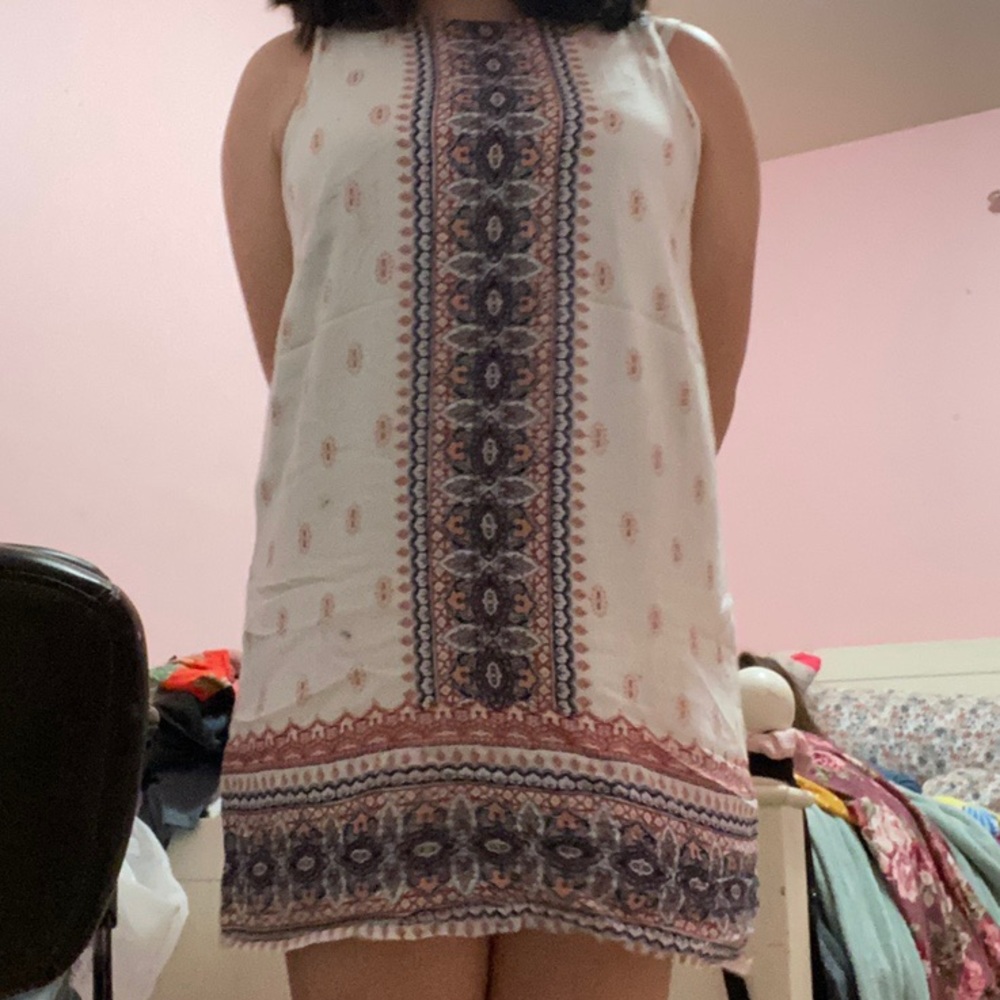 Cute multicolored dress!